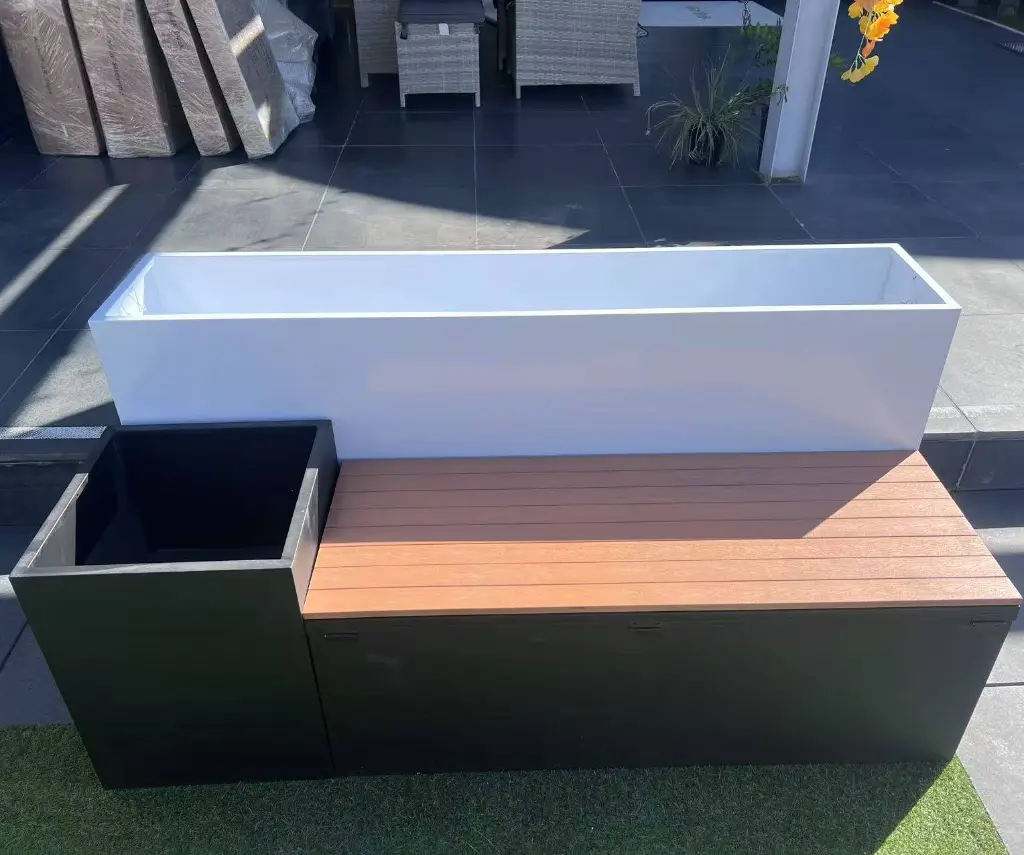 planter_box_seat_2.webp