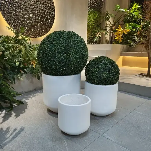 [QG-049] 049 3 Piece Large Clay Fibre Planter Pot Set